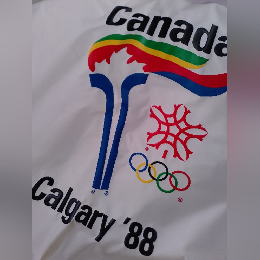 Vintage 1988 Olympics Games Calgary Torch Runner Track Suit - Picture 6 of 13